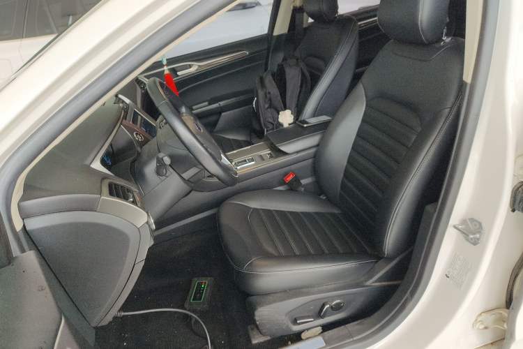 Used Ford Mondeo 2020 EcoBoost 180 Stylish Model Left Front Seat