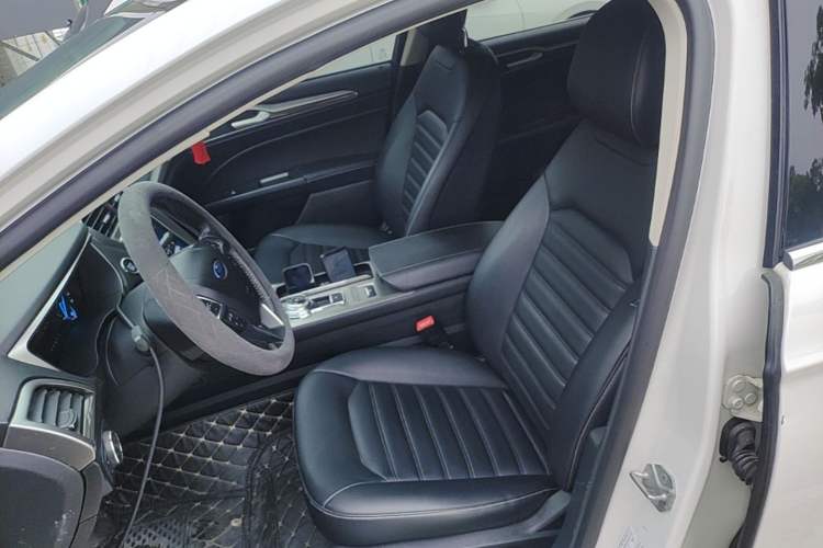 Used Ford Mondeo 2020 EcoBoost 200 Stylish Model Left Front Seat