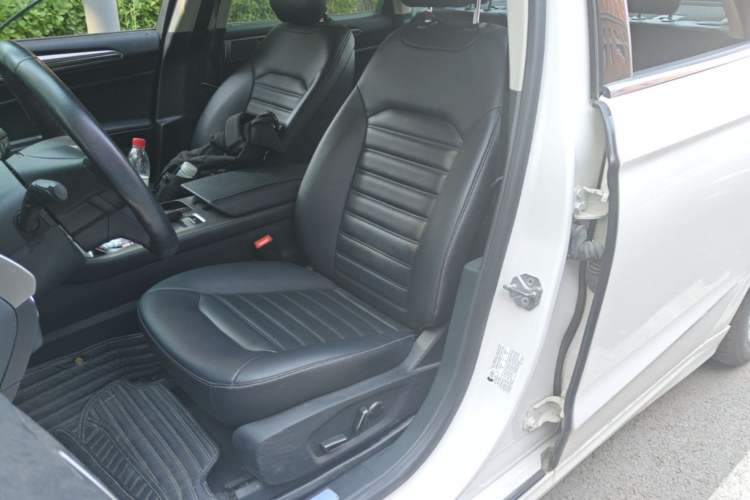 Used Ford Mondeo 2020 EcoBoost 180 Stylish Model Left Front Seat