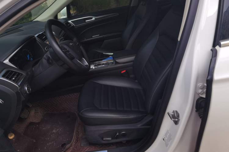Used Ford Mondeo 2020 EcoBoost 180 Stylish Model Left Front Seat