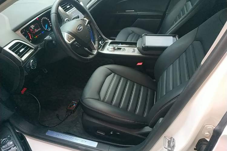 Used Ford Mondeo 2020 EcoBoost 180 Stylish Model Left Front Seat