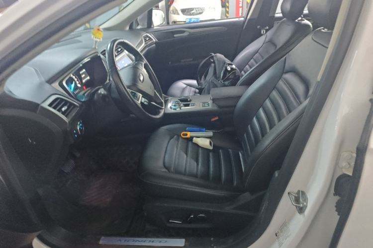 Used Ford Mondeo 2020 EcoBoost 200 Luxury Model Left Front Seat