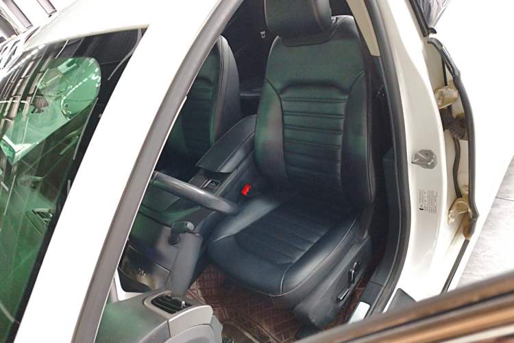 Used Ford Mondeo 2020 EcoBoost 180 Stylish Model Left Front Seat