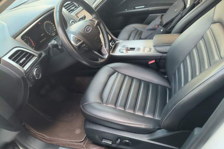 Used Ford Mondeo 2020 EcoBoost 180 Stylish Model Left Front Seat