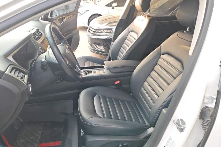 Used Ford Mondeo 2020 EcoBoost 180 Stylish Model Left Front Seat