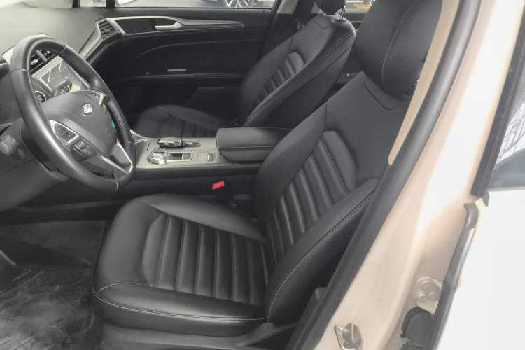 Used Ford Mondeo 2020 EcoBoost 180 Stylish Model Left Front Seat