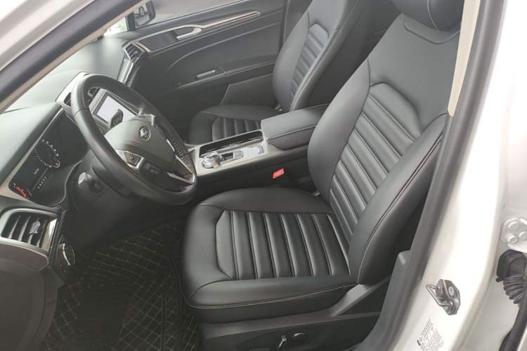 Used Ford Mondeo 2020 EcoBoost 180 Stylish Model Left Front Seat