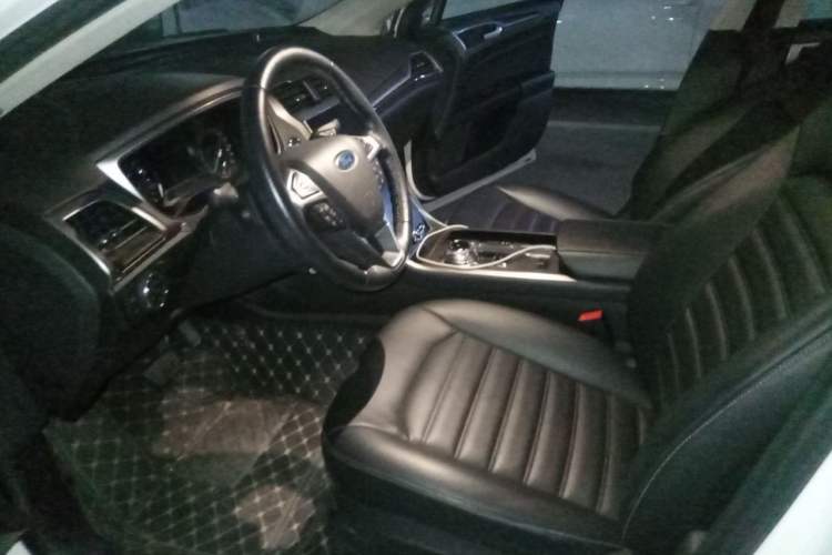 Used Ford Mondeo 2020 EcoBoost 180 Stylish Model Left Front Seat