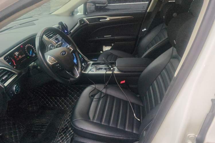 Used Ford Mondeo 2020 EcoBoost 180 Stylish Model Left Front Seat