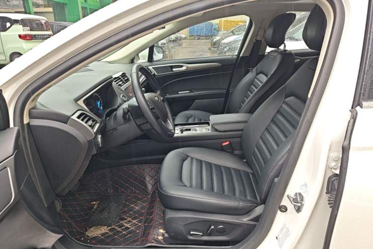Used Ford Mondeo 2020 EcoBoost 180 Stylish Model Left Front Seat