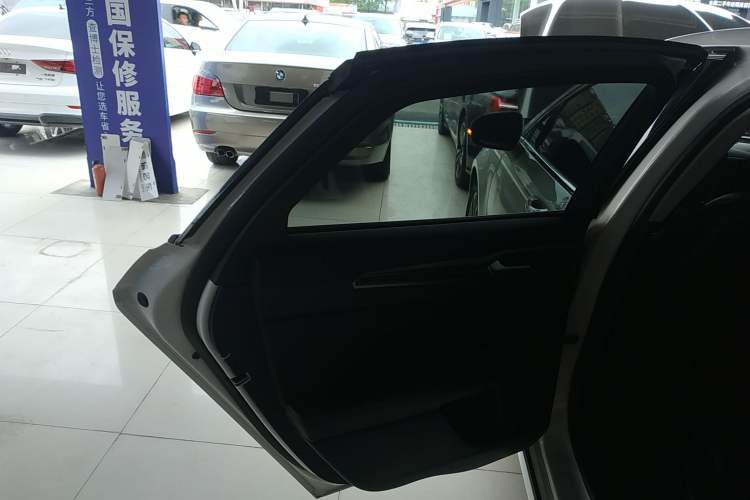 Used Ford Mondeo 2020 EcoBoost 180 Stylish Model Left Rear Door Interior
