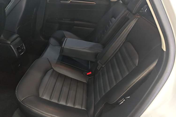 Used Ford Mondeo 2020 EcoBoost 200 Stylish Model Left Rear Seat