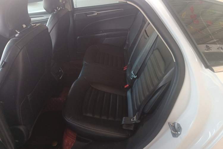 Used Ford Mondeo 2020 EcoBoost 180 Stylish Model Left Rear Seat