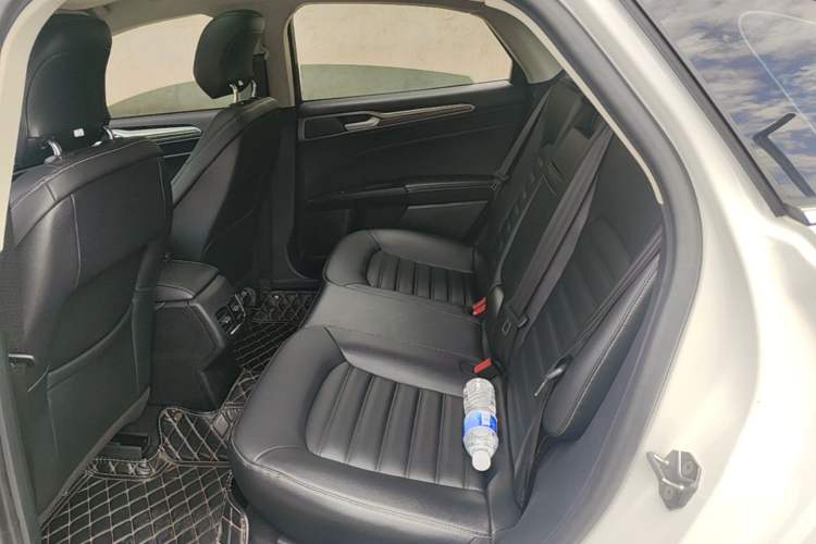Used Ford Mondeo 2020 EcoBoost 180 Stylish Model Left Rear Seat