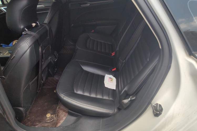 Used Ford Mondeo 2020 EcoBoost 180 Stylish Model Left Rear Seat
