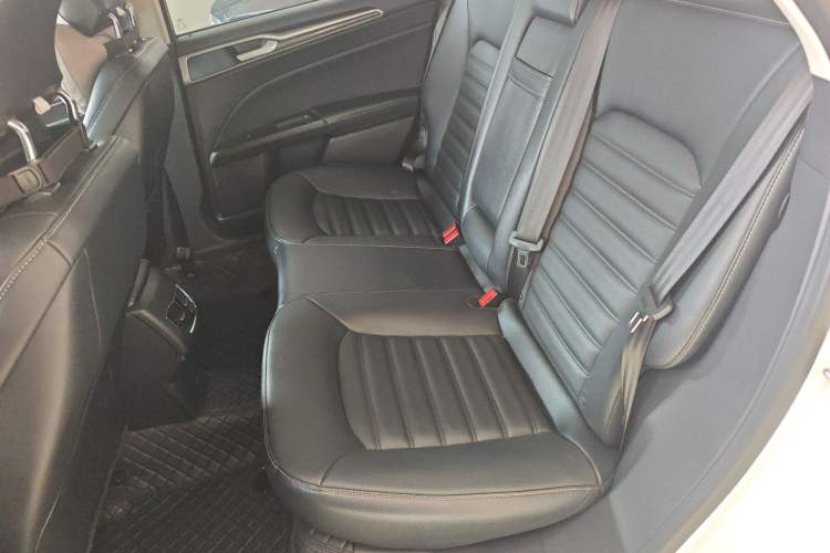 Used Ford Mondeo 2020 EcoBoost 180 Stylish Model Left Rear Seat