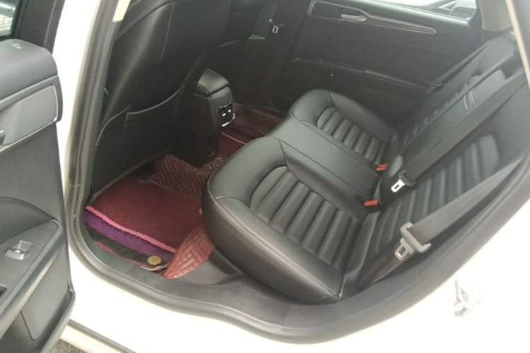 Used Ford Mondeo 2020 EcoBoost 180 Stylish Model Left Rear Seat