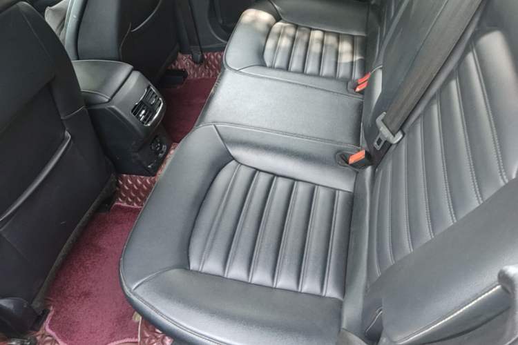 Used Ford Mondeo 2020 EcoBoost 200 Stylish Model Left Rear Seat