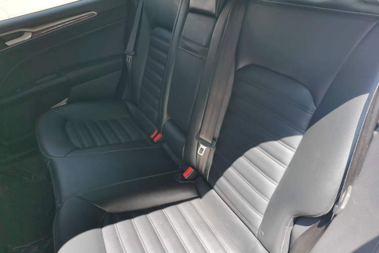 Used Ford Mondeo 2020 EcoBoost 180 Luxury Model Left Rear Seat