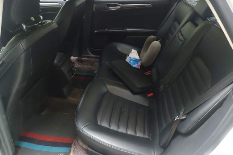 Used Ford Mondeo 2020 EcoBoost 180 Stylish Model Left Rear Seat