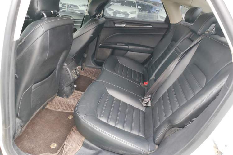 Used Ford Mondeo 2020 EcoBoost 180 Stylish Model Left Rear Seat