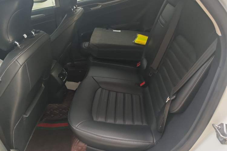 Used Ford Mondeo 2020 EcoBoost 180 Stylish Model Left Rear Seat
