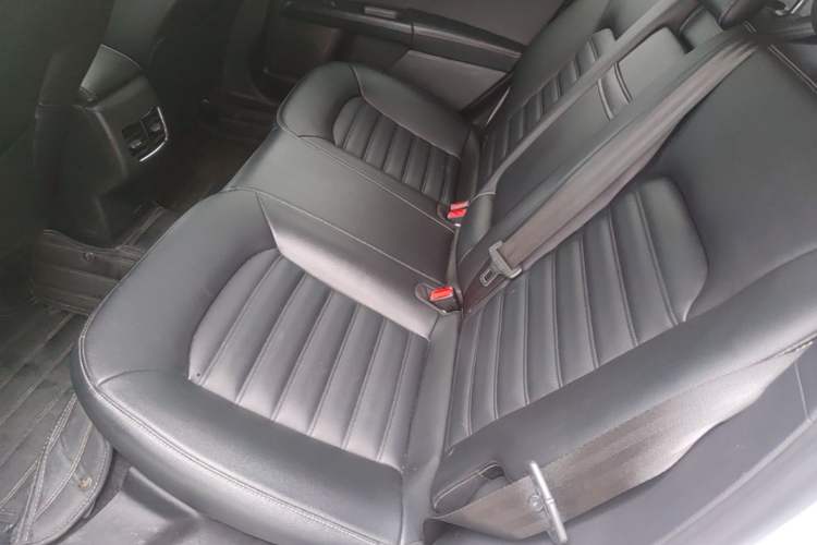 Used Ford Mondeo 2020 EcoBoost 200 Stylish Model Left Rear Seat