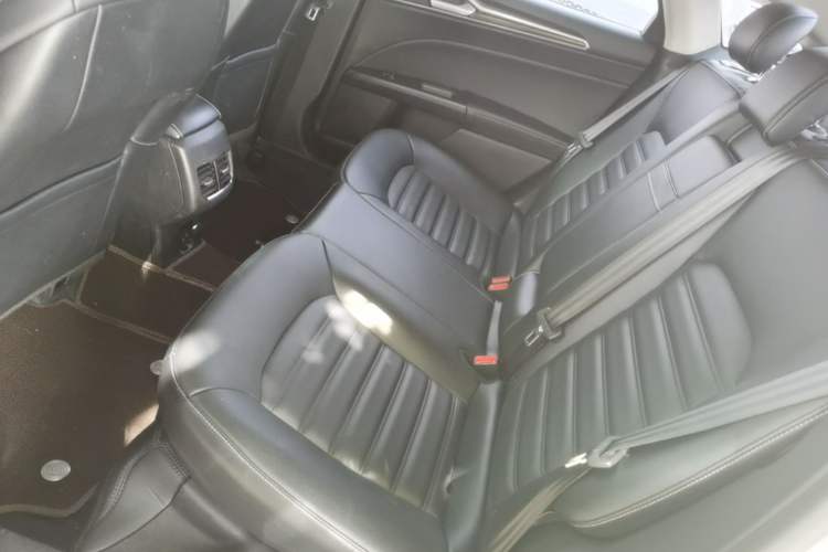 Used Ford Mondeo 2020 EcoBoost 180 Stylish Model Left Rear Seat