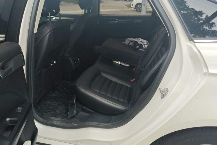 Used Ford Mondeo 2020 EcoBoost 180 Stylish Model Left Rear Seat