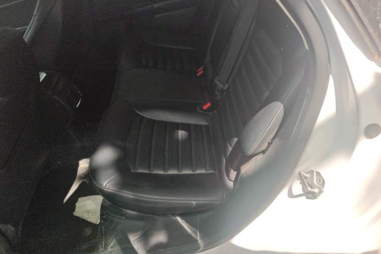 Used Ford Mondeo 2020 EcoBoost 200 Stylish Model Left Rear Seat