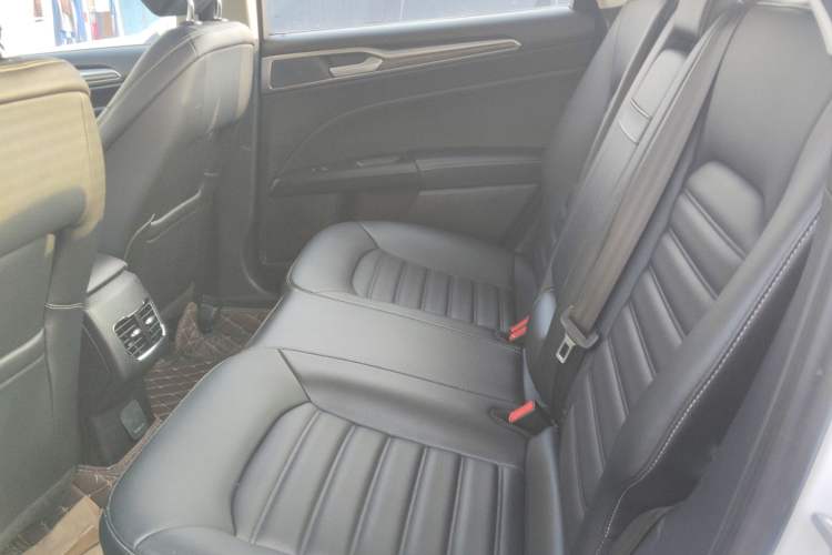 Used Ford Mondeo 2020 EcoBoost 180 Stylish Model Left Rear Seat