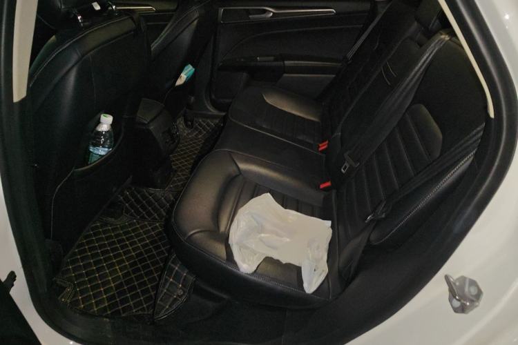 Used Ford Mondeo 2020 EcoBoost 200 Stylish Model Left Rear Seat