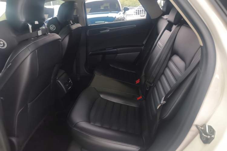 Used Ford Mondeo 2020 EcoBoost 200 Stylish Model Left Rear Seat