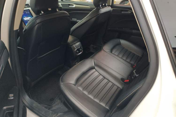 Used Ford Mondeo 2020 EcoBoost 180 Stylish Model Left Rear Seat