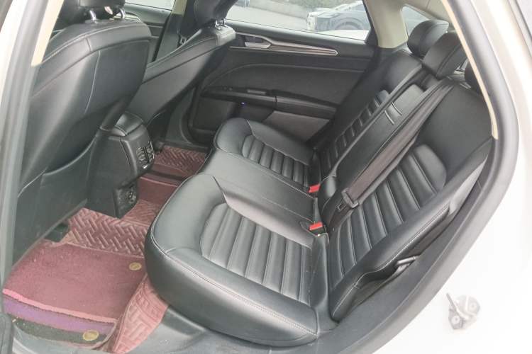 Used Ford Mondeo 2020 EcoBoost 180 Stylish Model Left Rear Seat