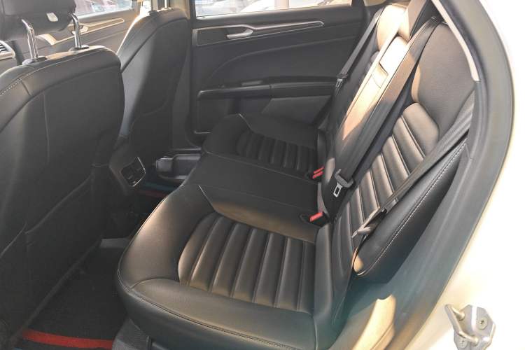 Used Ford Mondeo 2020 EcoBoost 180 Stylish Model Left Rear Seat