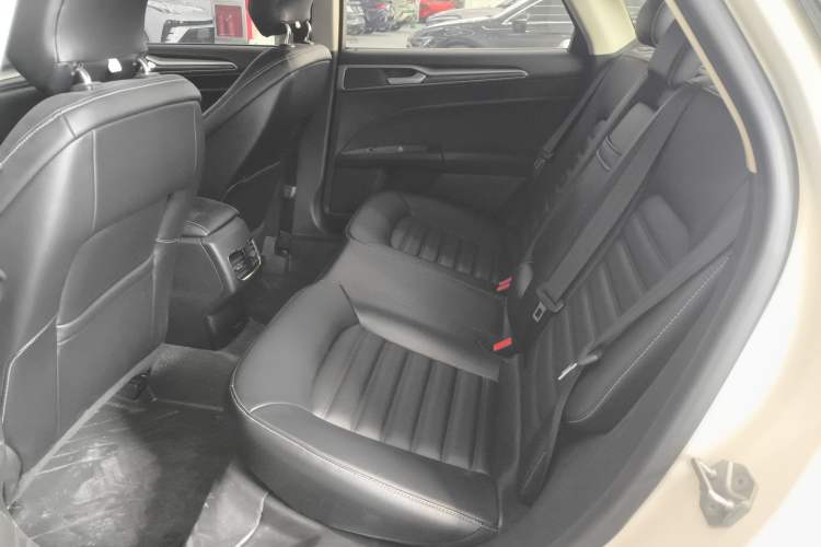 Used Ford Mondeo 2020 EcoBoost 180 Stylish Model Left Rear Seat