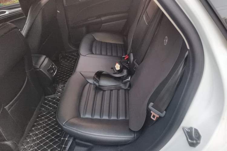 Used Ford Mondeo 2020 EcoBoost 180 Stylish Model Left Rear Seat