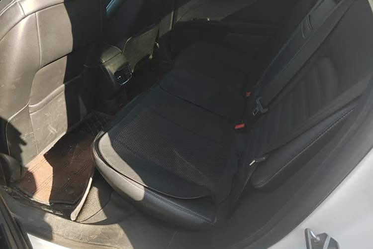 Used Ford Mondeo 2020 EcoBoost 180 Stylish Model Left Rear Seat