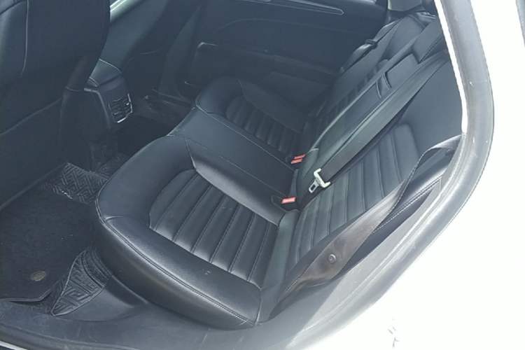 Used Ford Mondeo 2020 EcoBoost 180 Stylish Model Left Rear Seat