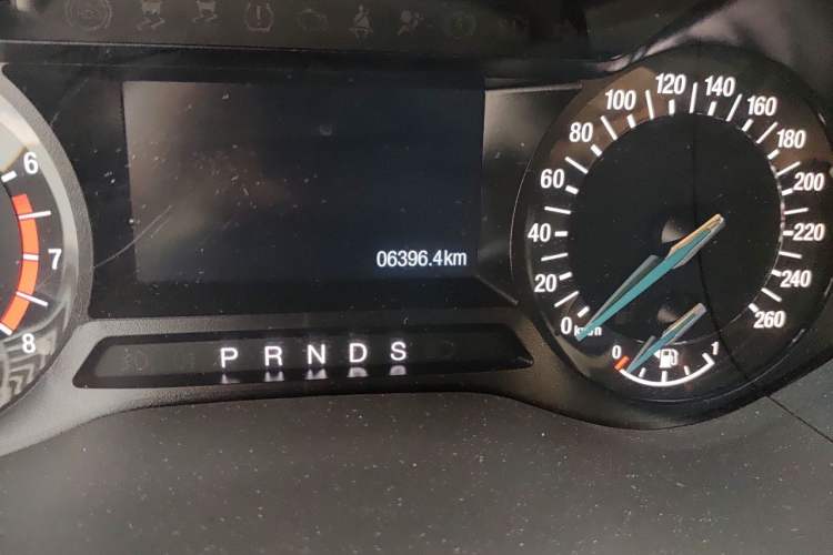 Used Ford Mondeo 2020 EcoBoost 180 Stylish Model Odometer Close Up
