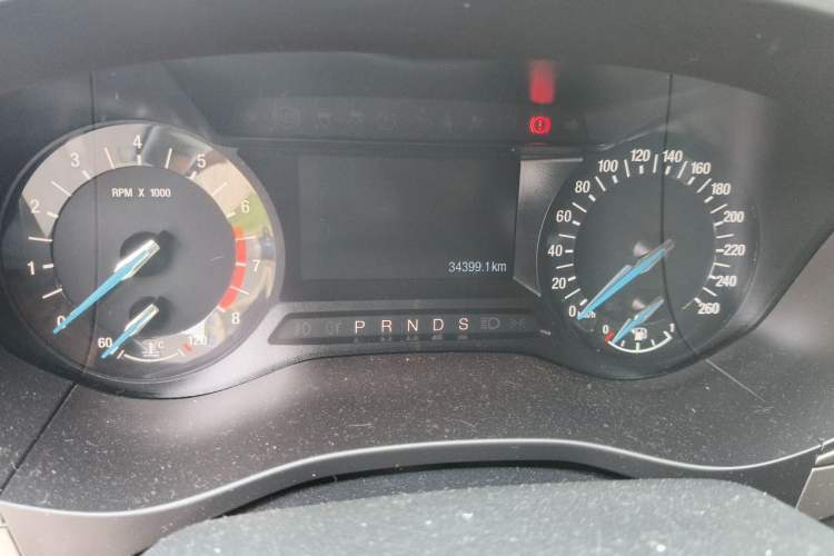 Used Ford Mondeo 2020 EcoBoost 180 Stylish Model Odometer Close Up