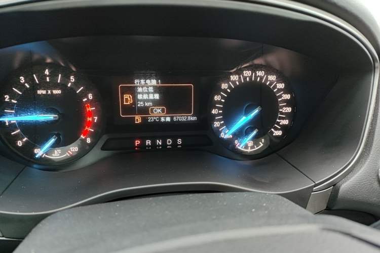 Used Ford Mondeo 2020 EcoBoost 180 Stylish Model Odometer Close Up