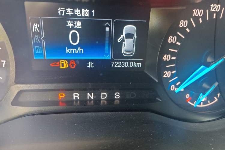 Used Ford Mondeo 2020 EcoBoost 180 Stylish Model Odometer Close Up