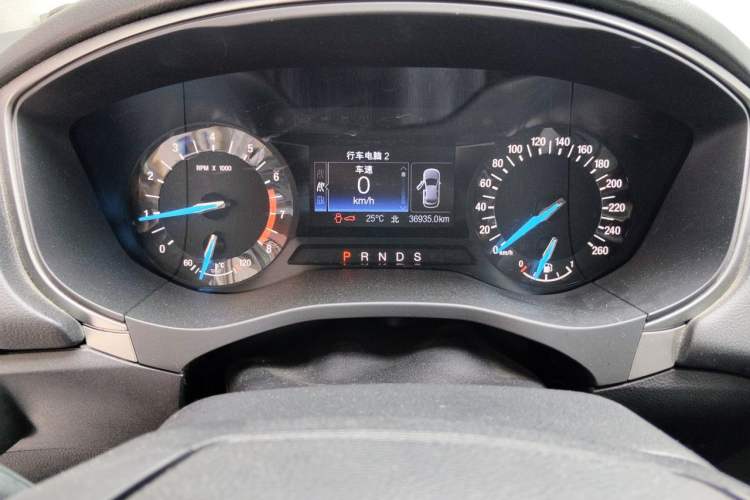 Used Ford Mondeo 2020 EcoBoost 180 Stylish Model Odometer Close Up