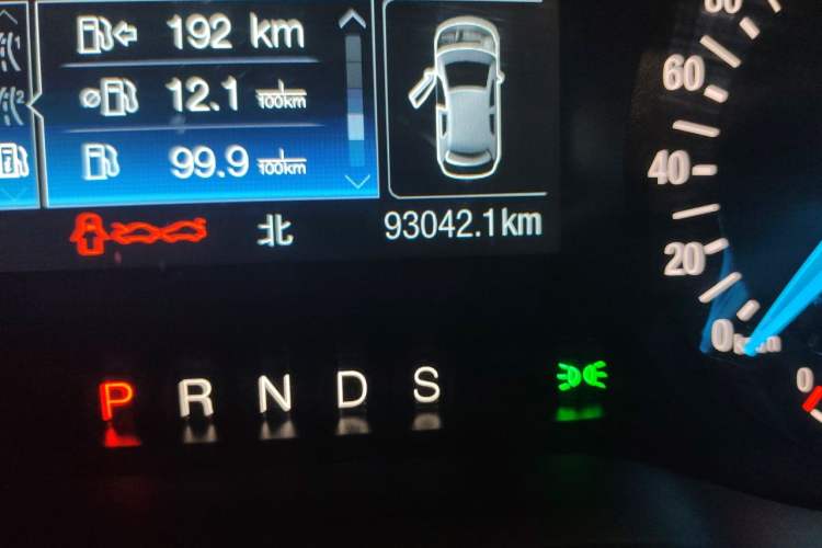 Used Ford Mondeo 2020 EcoBoost 200 Stylish Model Odometer Close Up
