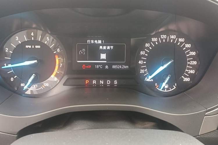 Used Ford Mondeo 2020 EcoBoost 180 Stylish Model Odometer Close Up