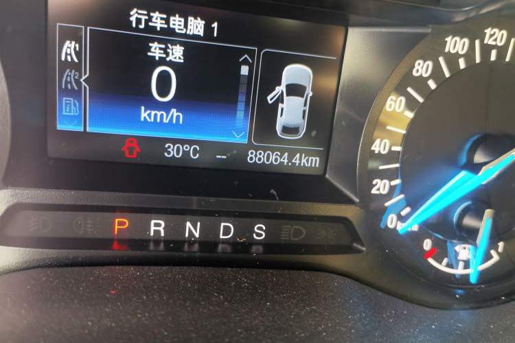 Used Ford Mondeo 2020 EcoBoost 200 Stylish Model Odometer Close Up