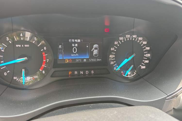 Used Ford Mondeo 2020 EcoBoost 180 Stylish Model Odometer Close Up