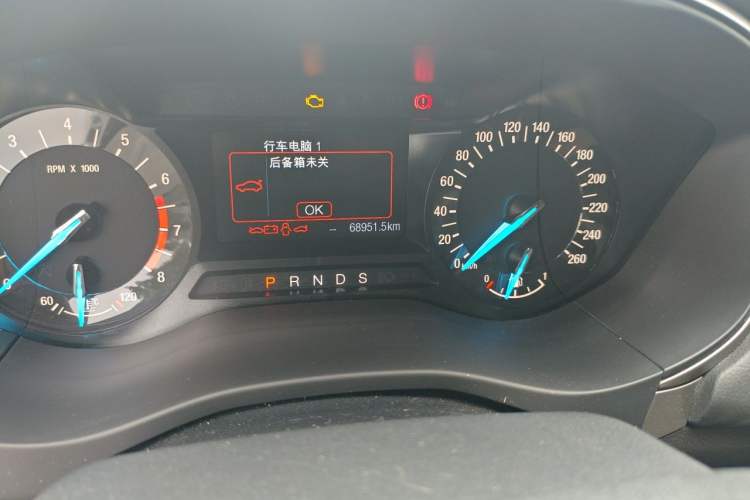 Used Ford Mondeo 2020 EcoBoost 180 Stylish Model Odometer Close Up